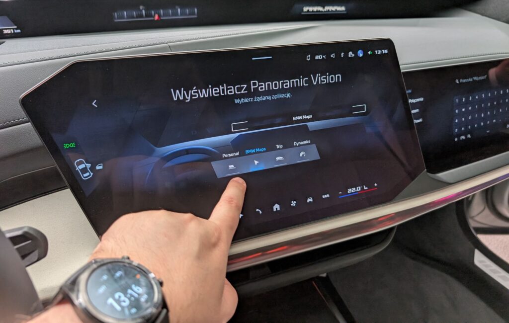 Nowe BMW i7 - ustawienia Panoramic Vision oraz ekran Passanger Screen